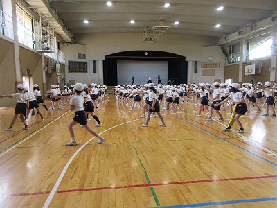 音楽に合わせて踊れるかな?