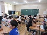 校長先生はどっか行った?私も仲間に入れてもらって思い出を話しました。