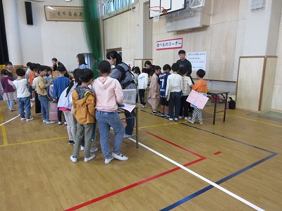 離乳食について説明していただきました。