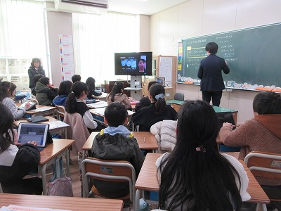 人権の授業の前に、SNSの危険性について学びました。