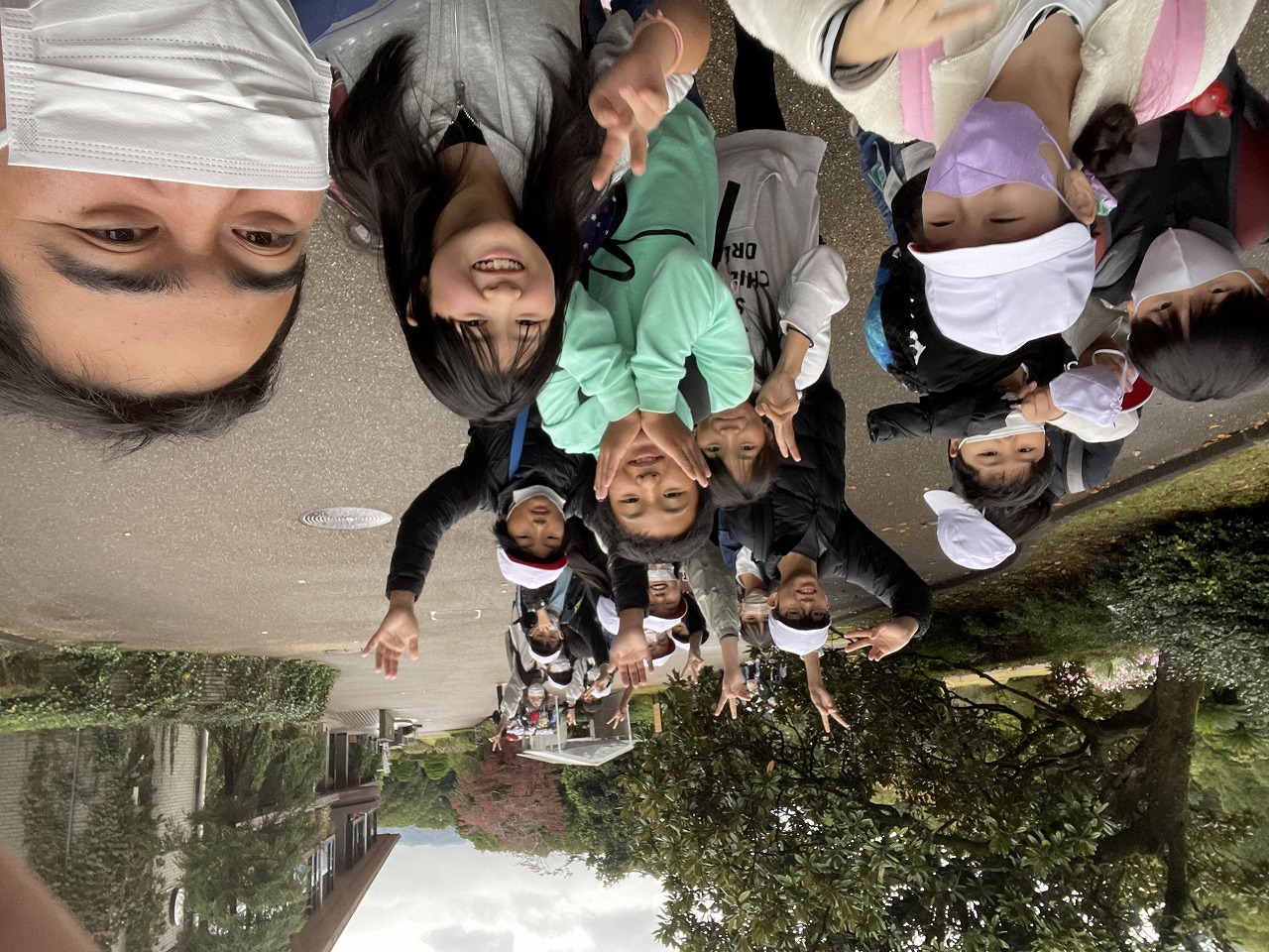 g12