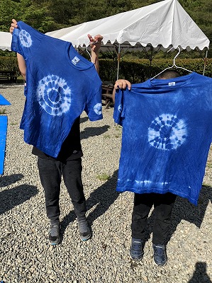 藍染めTシャツ2