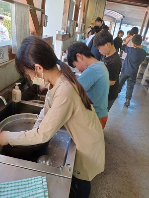 食事係