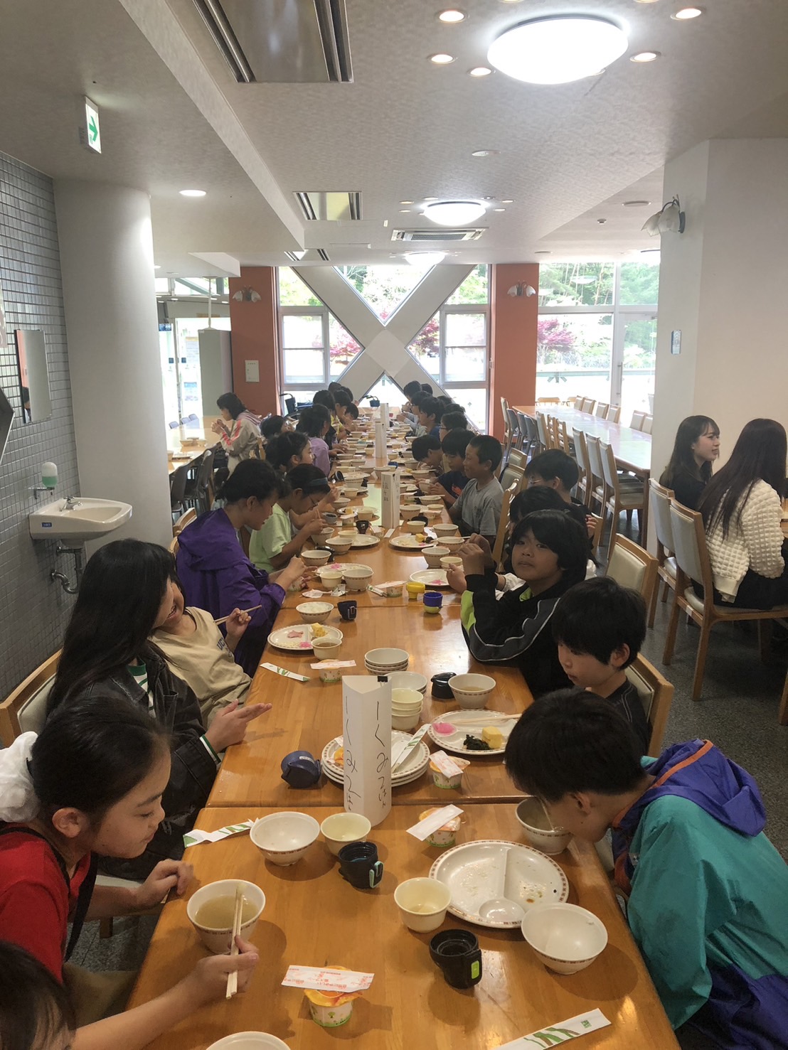 朝食