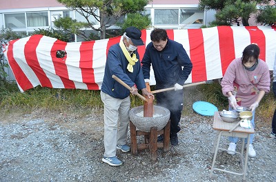 もちつき