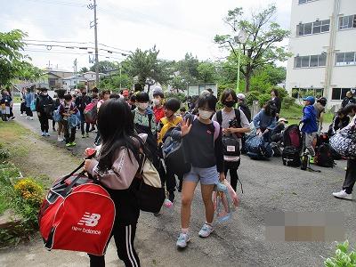 バスへ