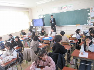 3年