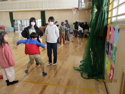 ストラックアウト
