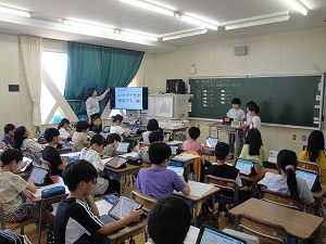 4年生の授業風景