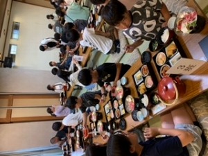 夕食4
