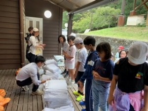 入館1