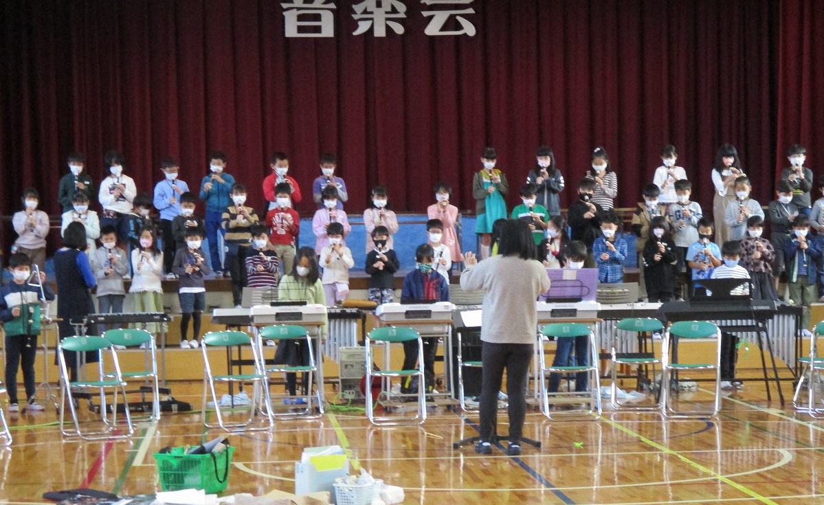 3年2