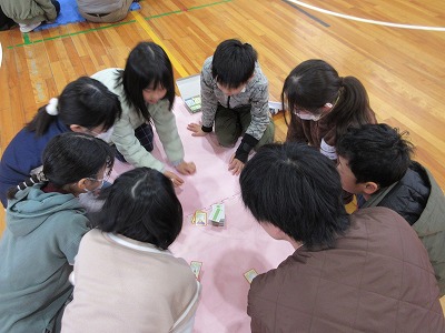 最後は坊主めくり。これが楽しみなんです。
