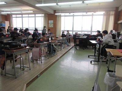 今年は、学級ごとのオリジナル放送をしました。