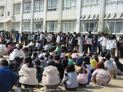 みなさんありがとうございました。中学生になってもがんばります。