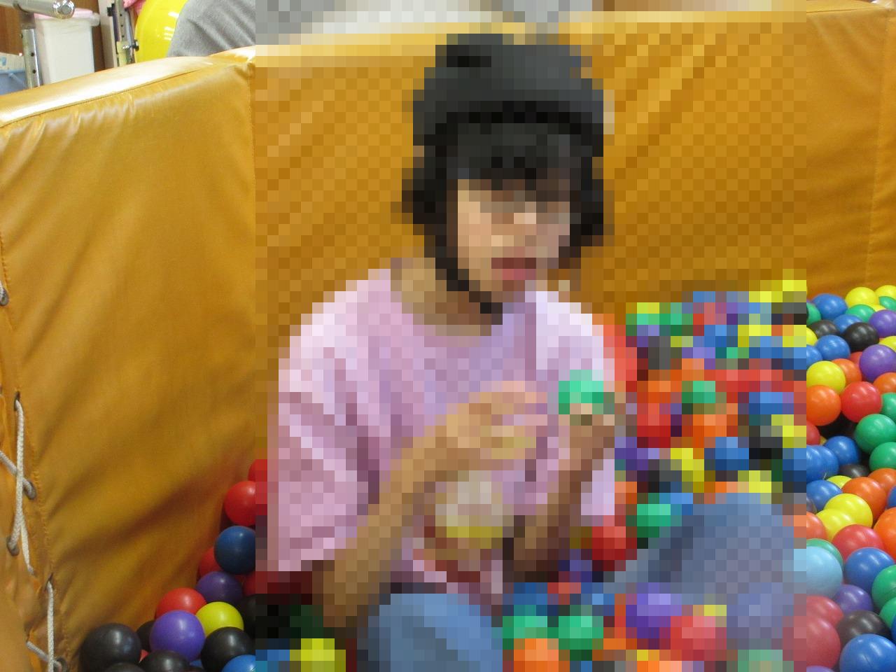 07093