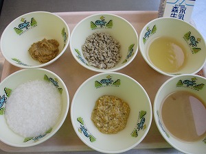 中期食の写真