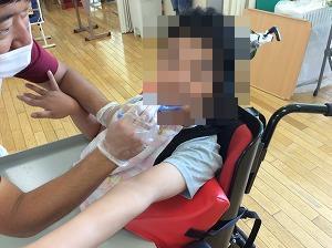 歯磨き中の写真