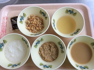 中期食の写真