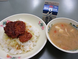給食の写真