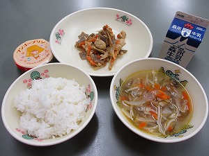 給食の写真