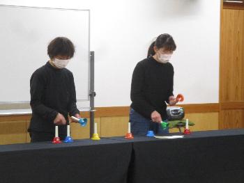 ハンドベル