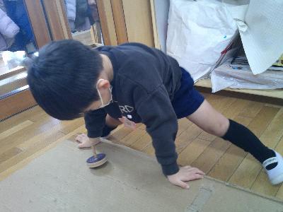 こま0