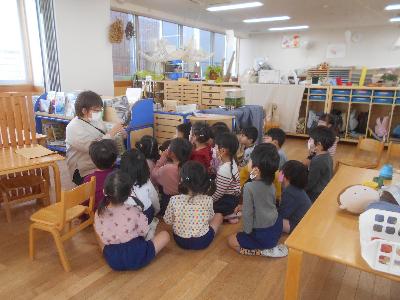 話を聞くほし