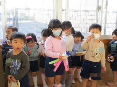 手作り楽器も一緒に