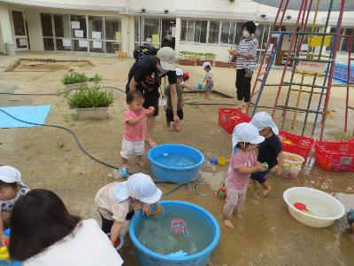 水遊び
