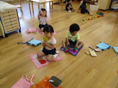 お弁当を食べる