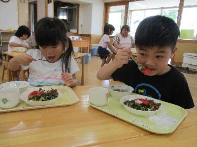 給食