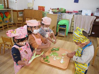 白菜をちぎろう