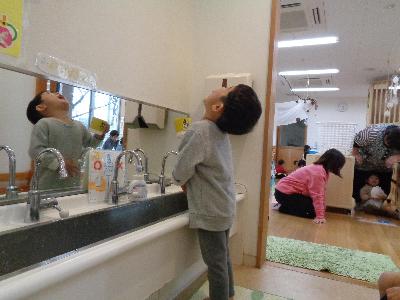 うがい3
