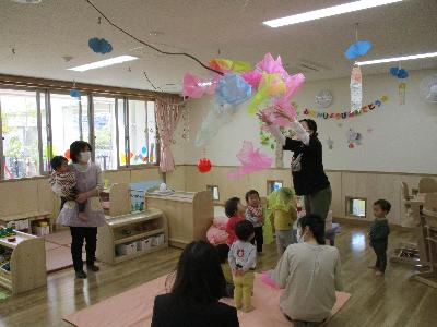 01歳児誕生会出し物