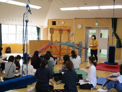 2023にじいろ職員研修1