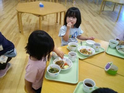 食べる