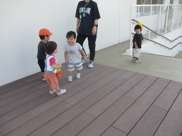 ウッドデッキに着いたよ。