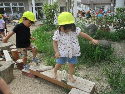 渡ってみよう