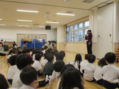 ほけんの話を聞きました。