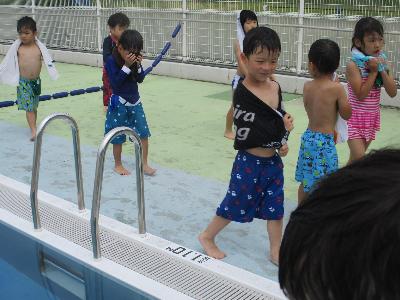 小学校プール帰り際