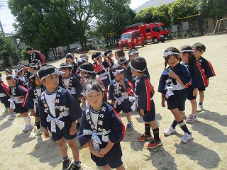 幼年消防クラブ組替式