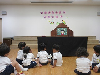 5558