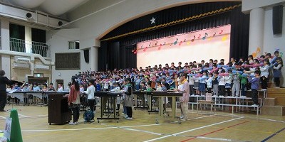 220人の歌声や音がひとつになりました。そのパワーが会場を明るくしてくれました。