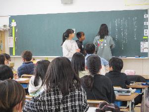 0711122委員会活動