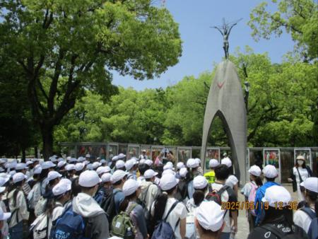原爆の子の像前でセレモニー