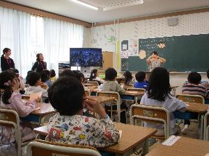 26042571　参観日