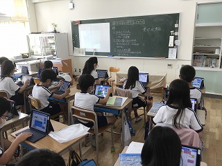 タブレットで校区内地図作り