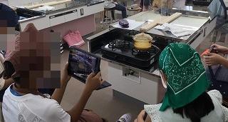 調理中