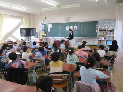 お話を聞く